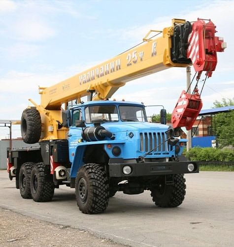 Возможности короткобазных кранов в Череповце