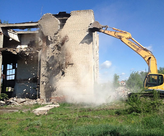 Демонтаж зданий в Череповце и  Вологодской области